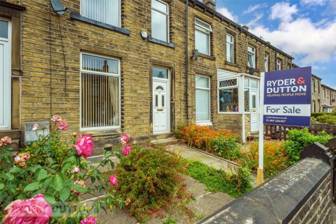 3 bed Terraced for sale in huddersfield