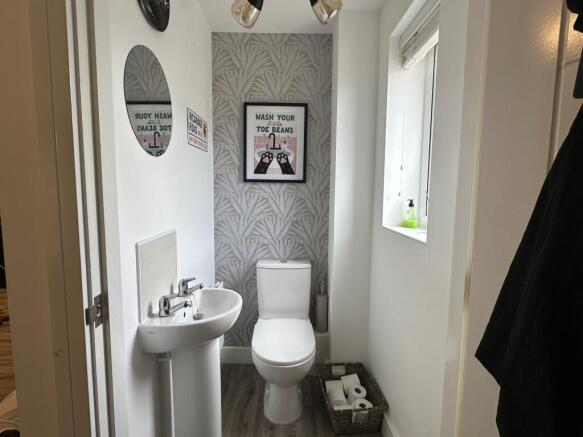 3 bed Detached for sale Image 7