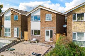8, Gainsborough Rise, Bedford MK41 7NG