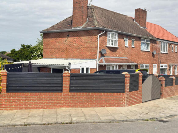 2 bed Semi-Detached for sale in middlesbrough