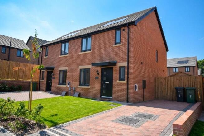 3 bed Semi-Detached to rent in morley