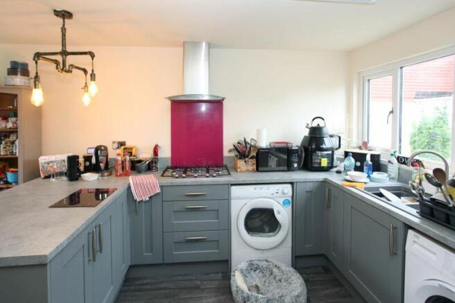 Photo 7
