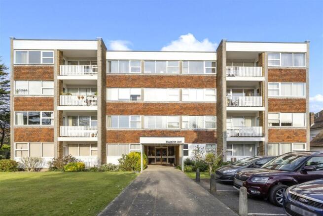 Grand Avenue, Wellington Court 12-030 copy.JPG