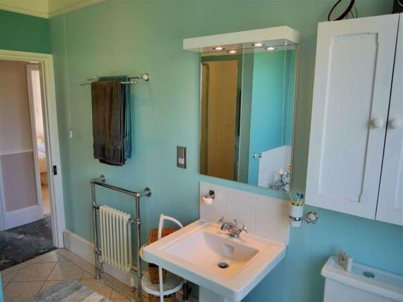 Photo 11