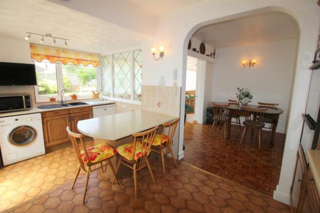 Poulton Avenue, 44, dining room.JPG