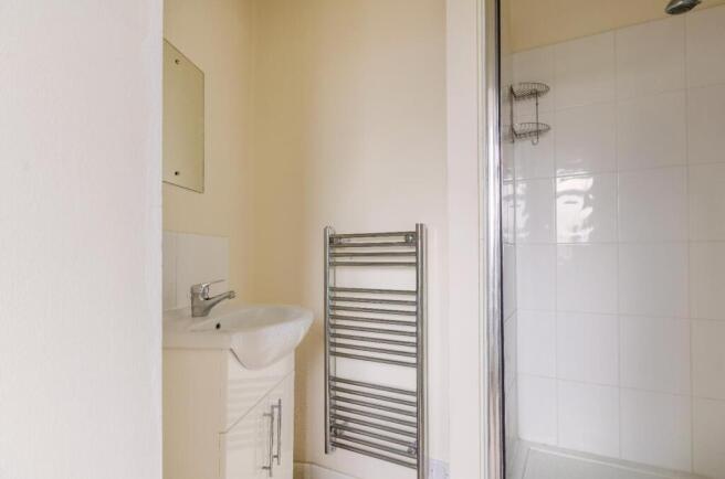 1 bed Flat to rent Image 6