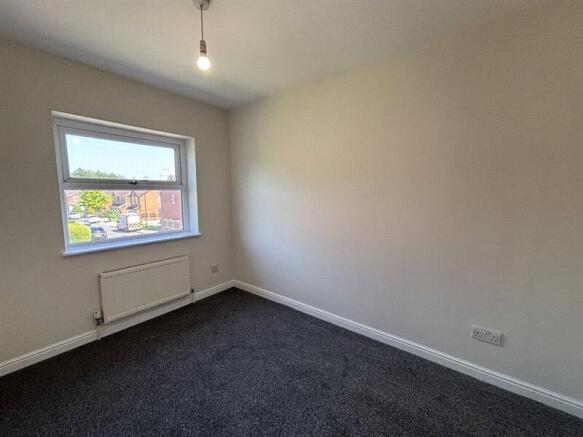 3 bed Semi-Detached to rent Image 6
