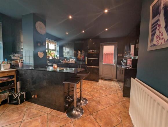 Kitchen / Diner