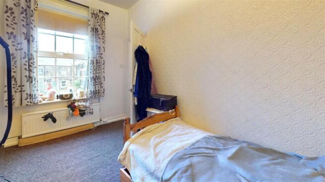 73-North-Parade-Bedroom.jpg