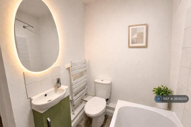 Bathroom With Led Mirror