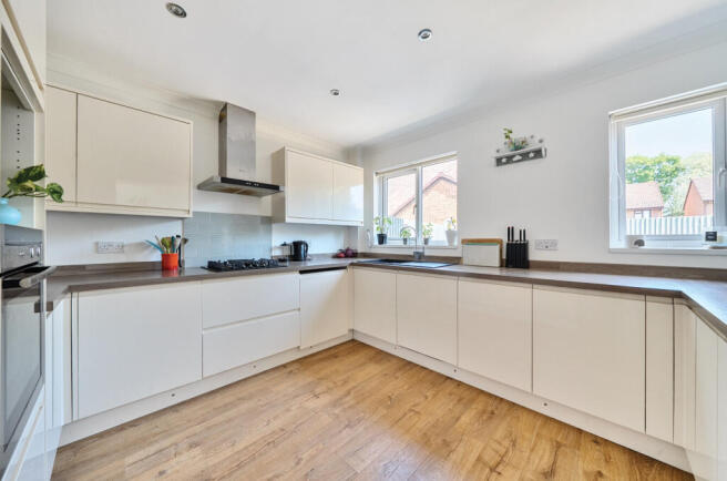 Alder Hill Drive, Totton, Southampton, SO40 photo 4