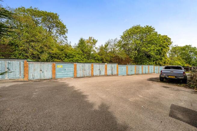 Manor Road Garage Site, Manor Road Mile Oak, Tamwo