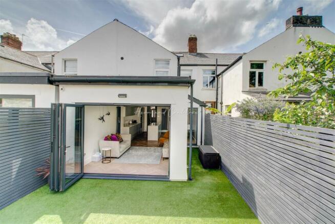 Llanfair Road_Pontcanna_Cardiff_HernandCrabtree_ (