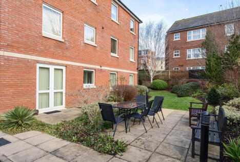 London Road, Gloucester, Gloucestershire, GL1