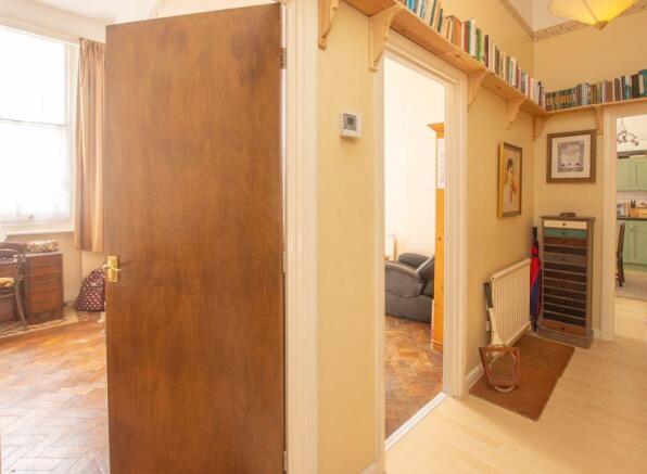 Photo 7