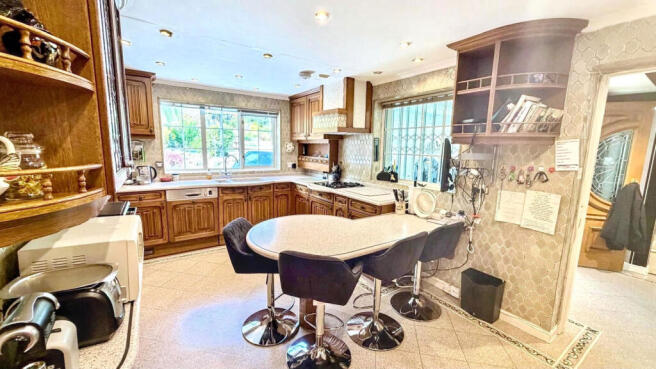 3 bed Bungalow for sale Image 9