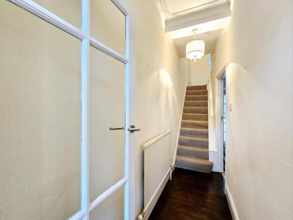 2 bed Terraced for sale Image 11