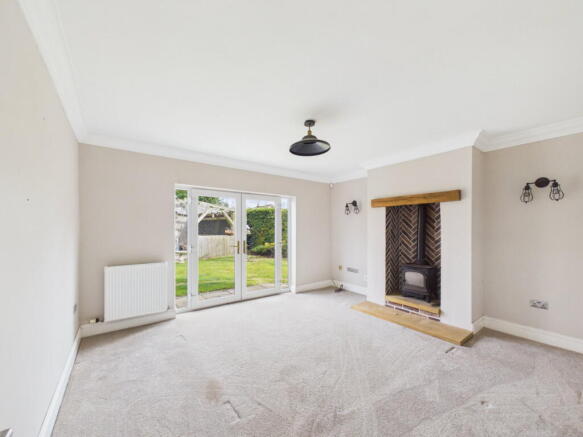 4 bed Detached for sale Image 4