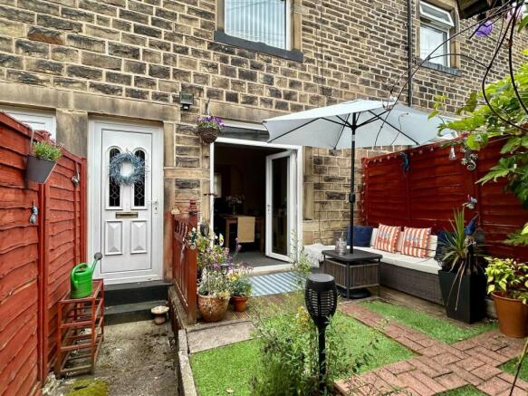2-bed terraced on Compeigne Avenue, Riddlesden, Keighley, BD21, £139,995