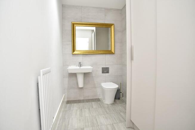 3 bed Semi-Detached for sale Image 8