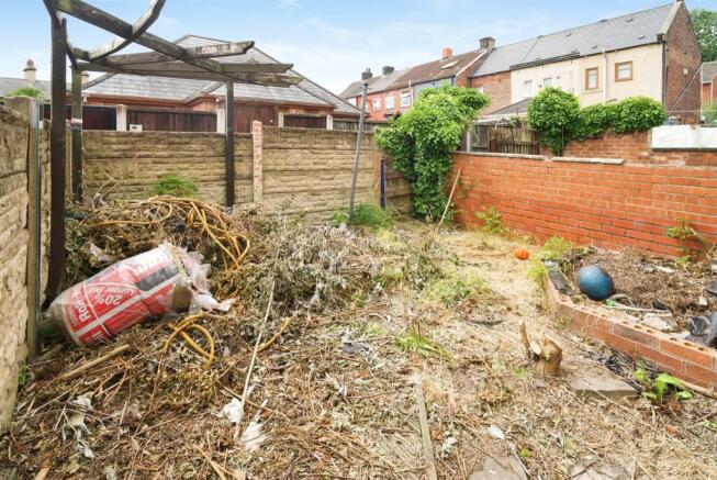 2 bed Terraced for sale Image 12