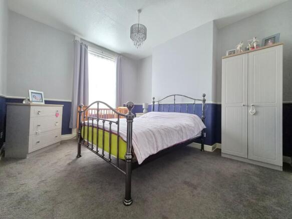 4 bed Terraced for sale Image 11