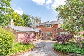 Moss House, Old Hall Street, Malpas SY14 7JJ