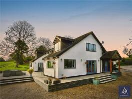 Station House, Finmere Road, Brackley NN13 5JZ