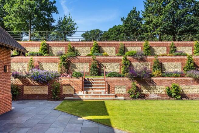 house. estate agency Peaslake