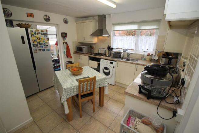 Kitchen / Dining Room