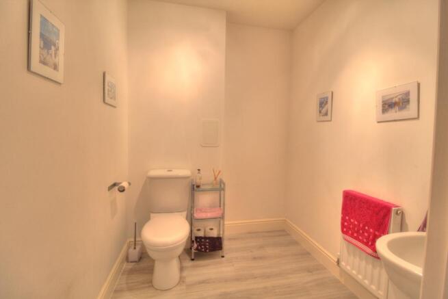 Cloakroom Wc