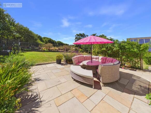 Rear Garden (5).jpg
