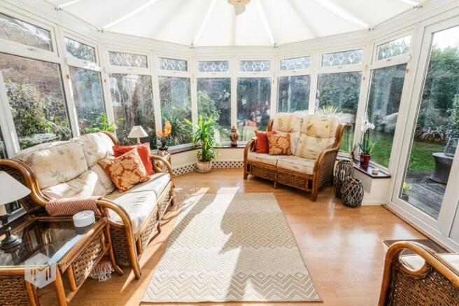 Derwent Close, Worsley, M28 photo 3