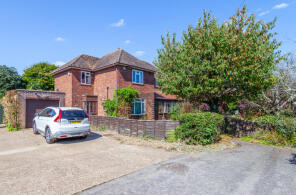 5, Watt Close, Alderton IP12 3BY
