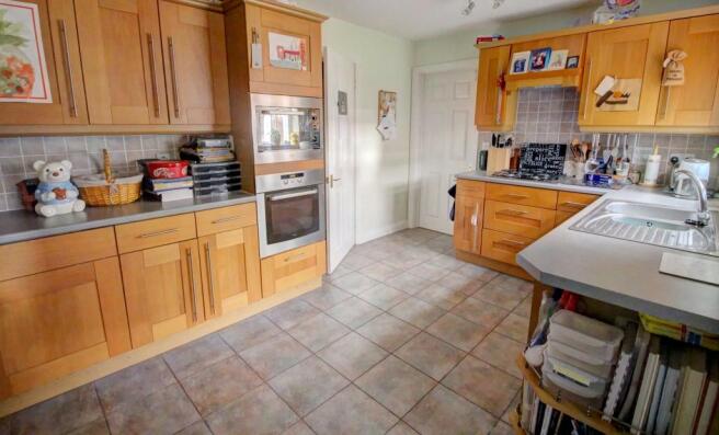Kitchen-Breakfast Room