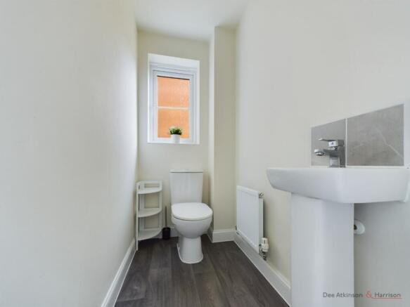 2 bed Semi-Detached for sale Image 9