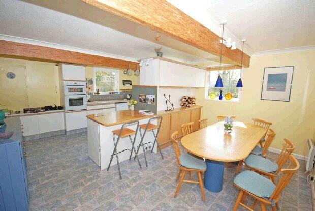 Kitchen/breakfast ro