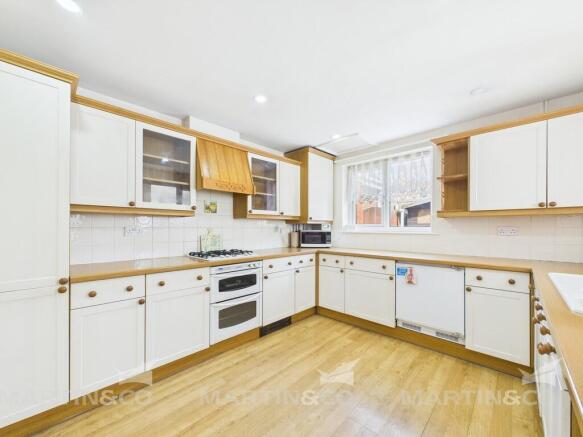 CAM02406G0-PR0446...