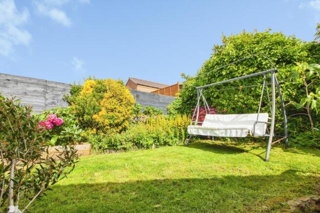 3 bed Semi-Detached for sale Image 12