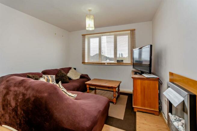 8589783-interior12-800.jpg