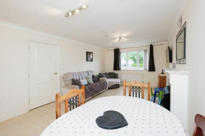 Living / Dining Room