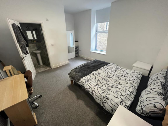Bedroom 1.png