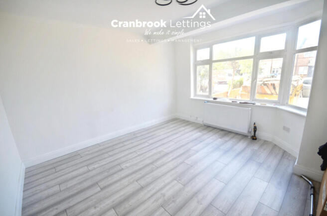 4 bed terraced house to rent Spearpoint Gardens,