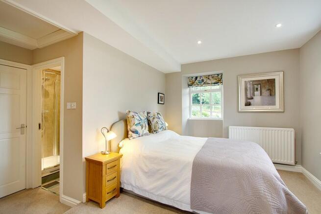 Principal bedroom