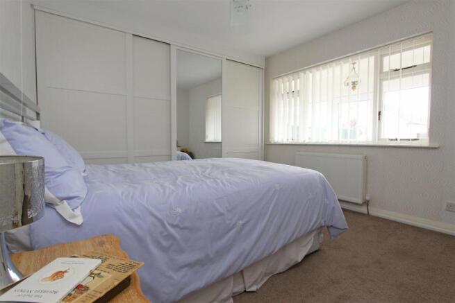 Bedroom 2..jpg