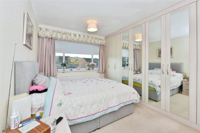 Birks Wood Drive, SHEFFIELD, South Yorkshire, S35 photo 4