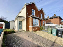 50, Station Road, Ryde PO33 4RA