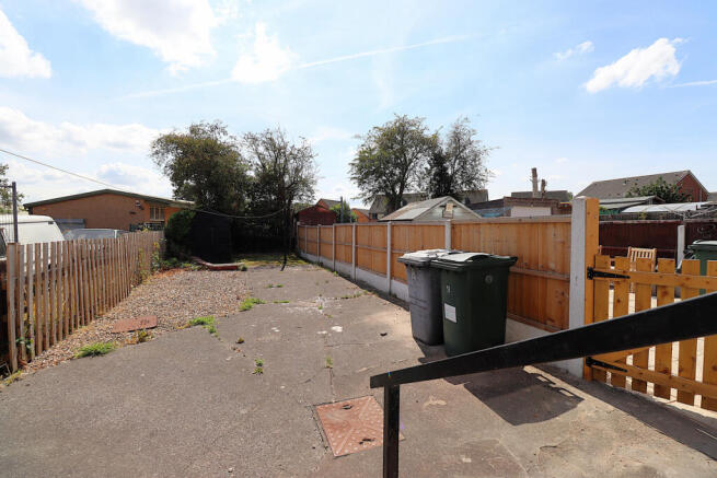 2 bed Terraced for sale Image 7