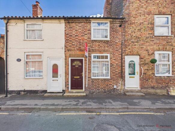 2 Bedroom Mid-Terrace House - For Sale