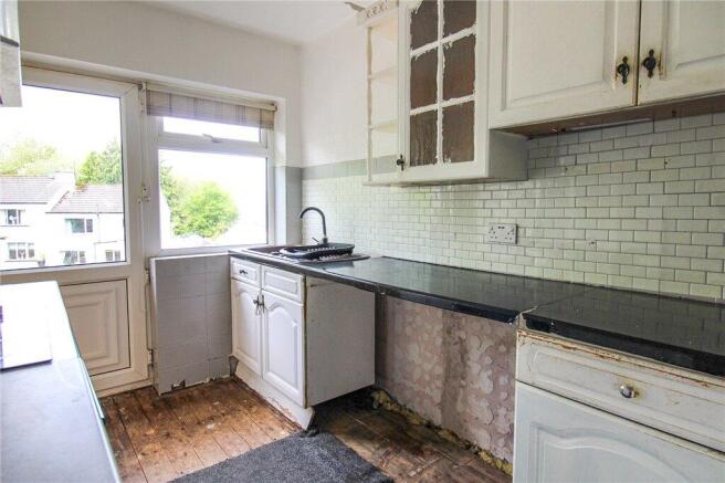 4 bed Detached for sale Image 4